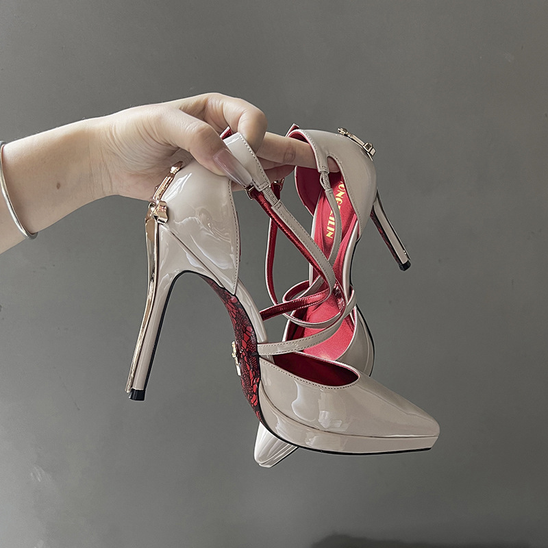 Sepatu Pumps Wanita Kulit Pate - Crossfit Belt ulasan dan harga